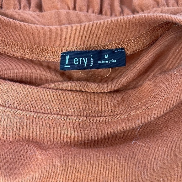 VERY J Boutique Rust Tunic Top Boho Hippie Ruffle Bottom Hem - Picture 11 of 11